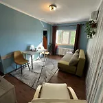 Garsoniera Cernei Apartmán *