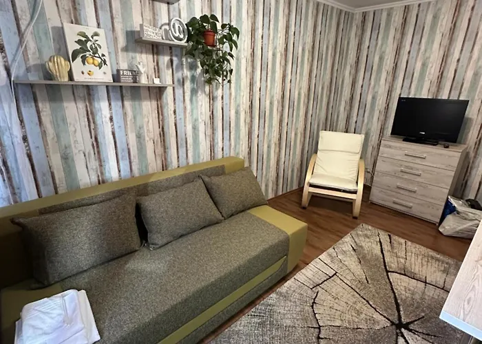 Garsoniera Cernei Apartament